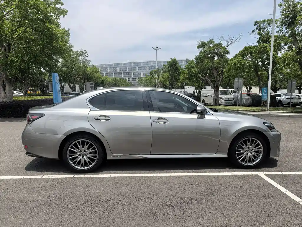 Lexus GS 2016 300h Luxury Edition