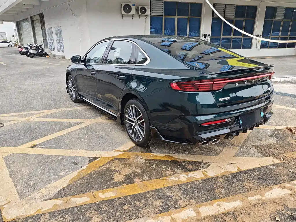 Geely Preface 2023 2.0TD Zhici Qinglu Edition