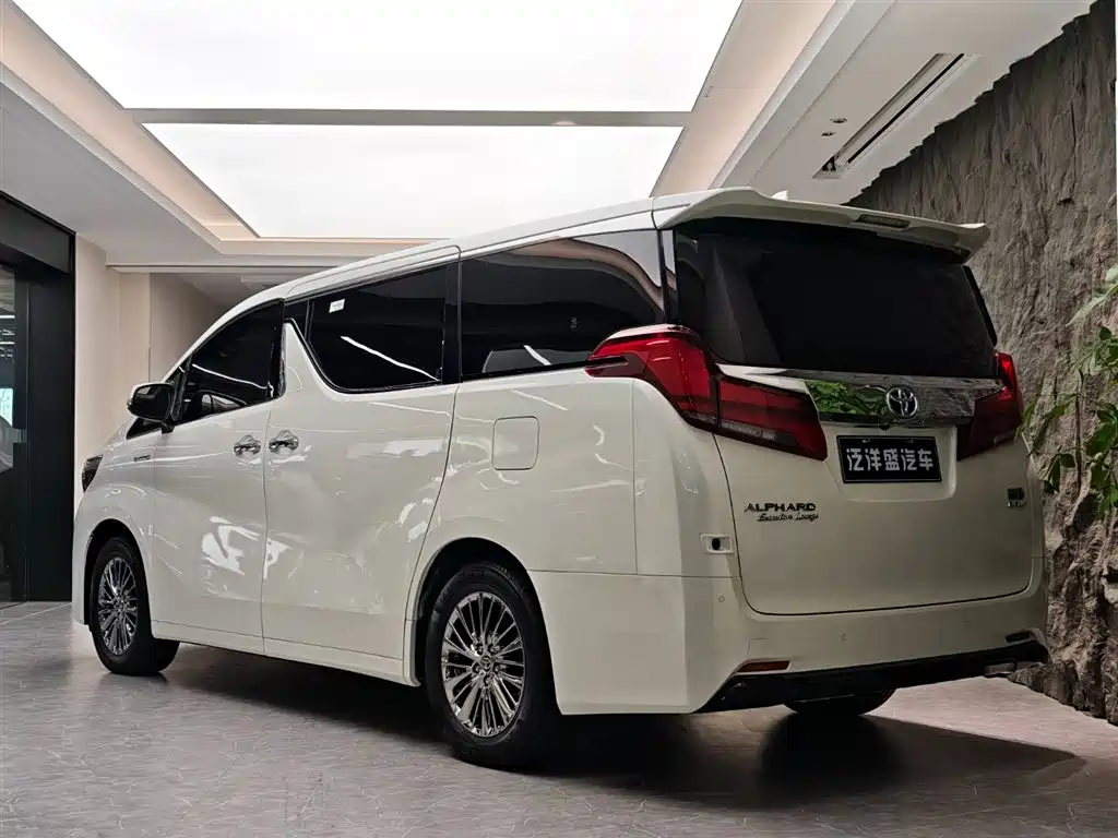 Alphard 2021 Hybrid 2.5L Premium Edition