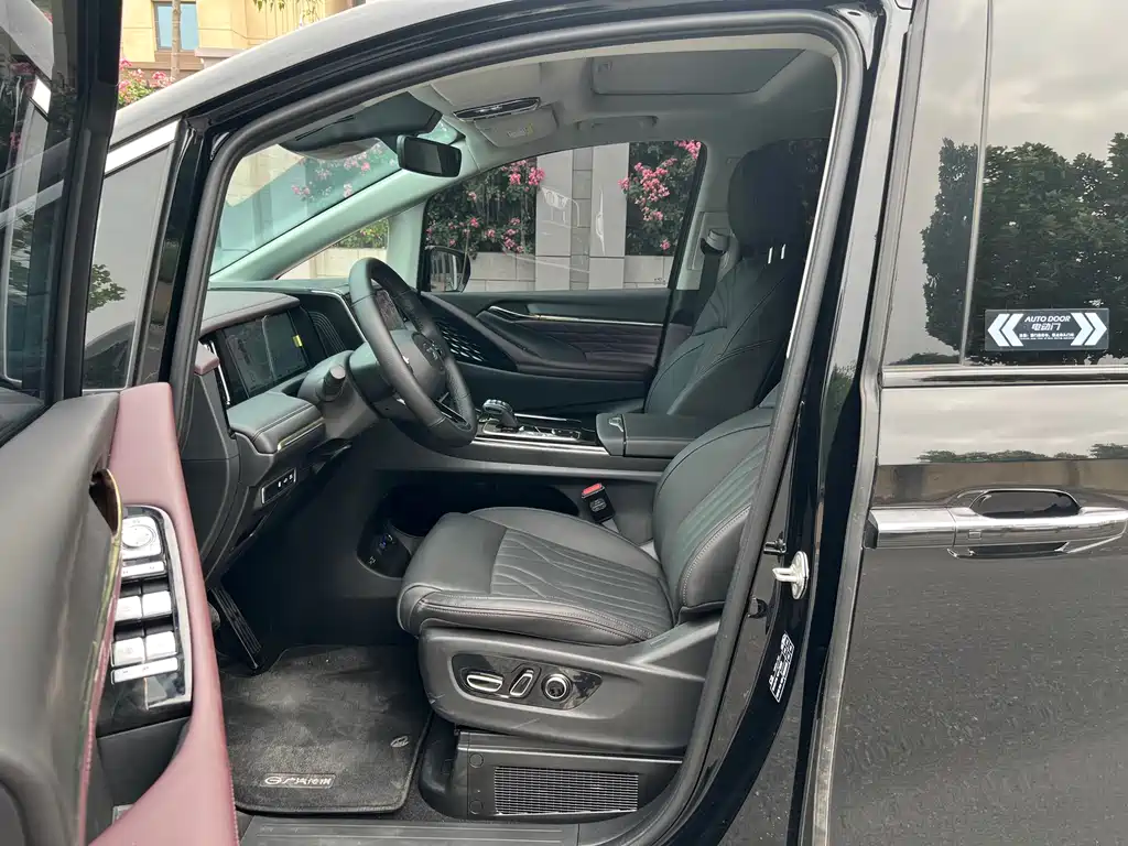 GAC Trumpchi M8 2024 Master Series Super Hybrid Edition