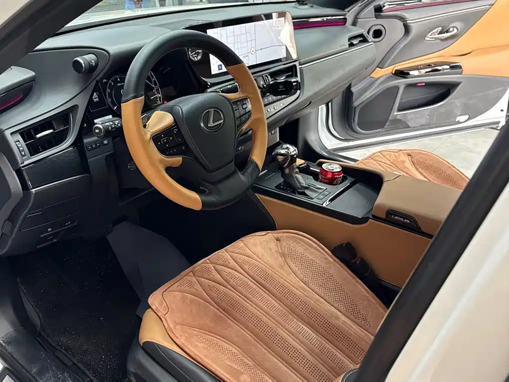 Lexus ES 2023 200 Excellence Edition