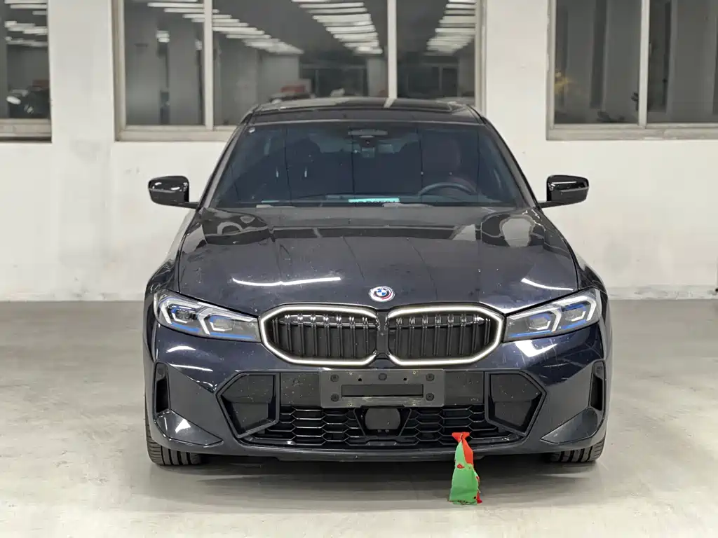 BMW 3 Series 2025 330Li Exclusive M Sport Night Edition - фото 2