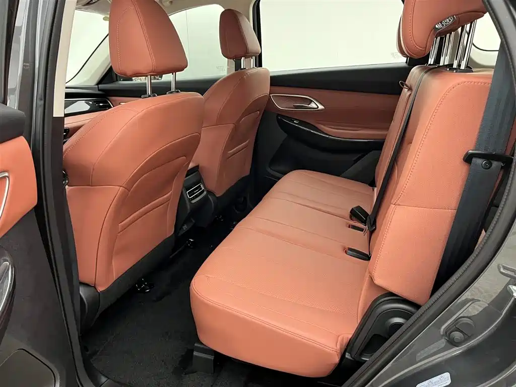 Changan CS75 2026 PRO 1.5T DCT Premium 7-Seater