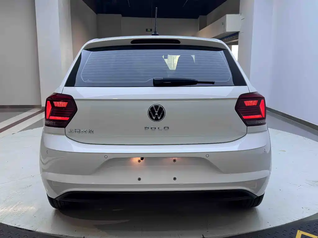 Volkswagen Polo 2021 Plus 1.5L Automatic Colorful Tech Edition
