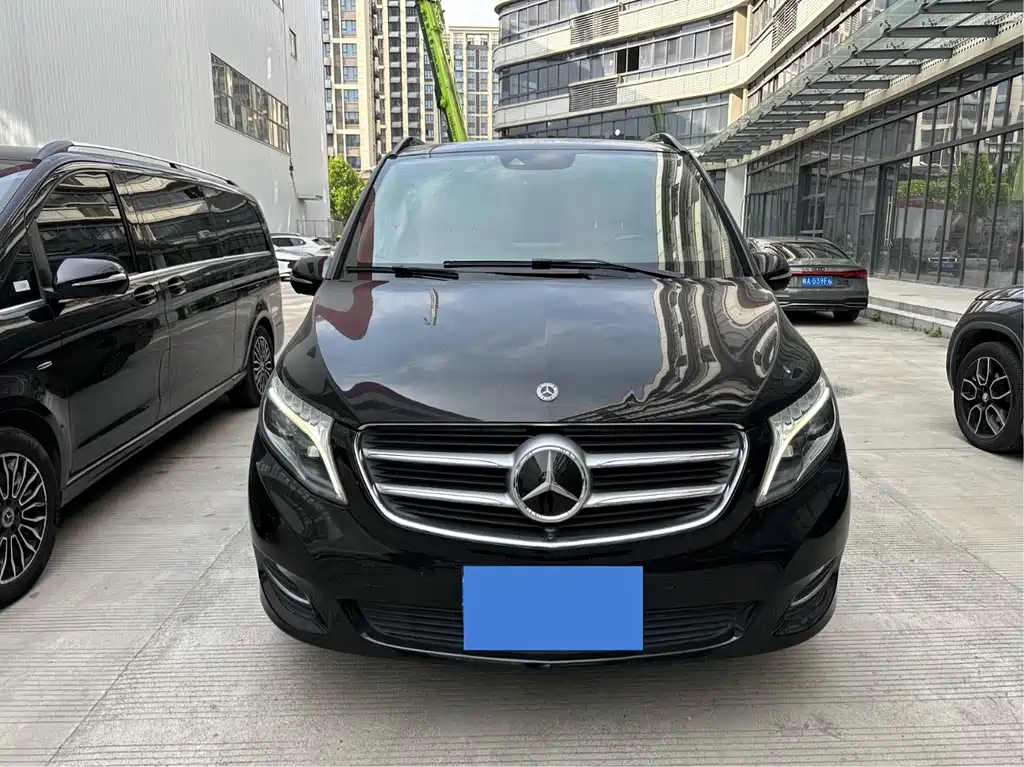 Mercedes-Benz V-Class 2017 V 260 L Exclusive Long Wheelbase