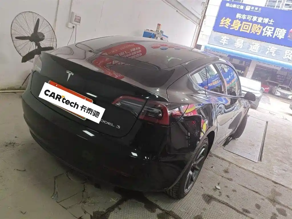 Tesla Model 3 2022 Rear-Wheel Drive