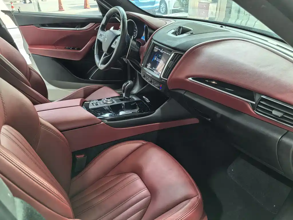 Maserati Levante 2018 3.0T Standard