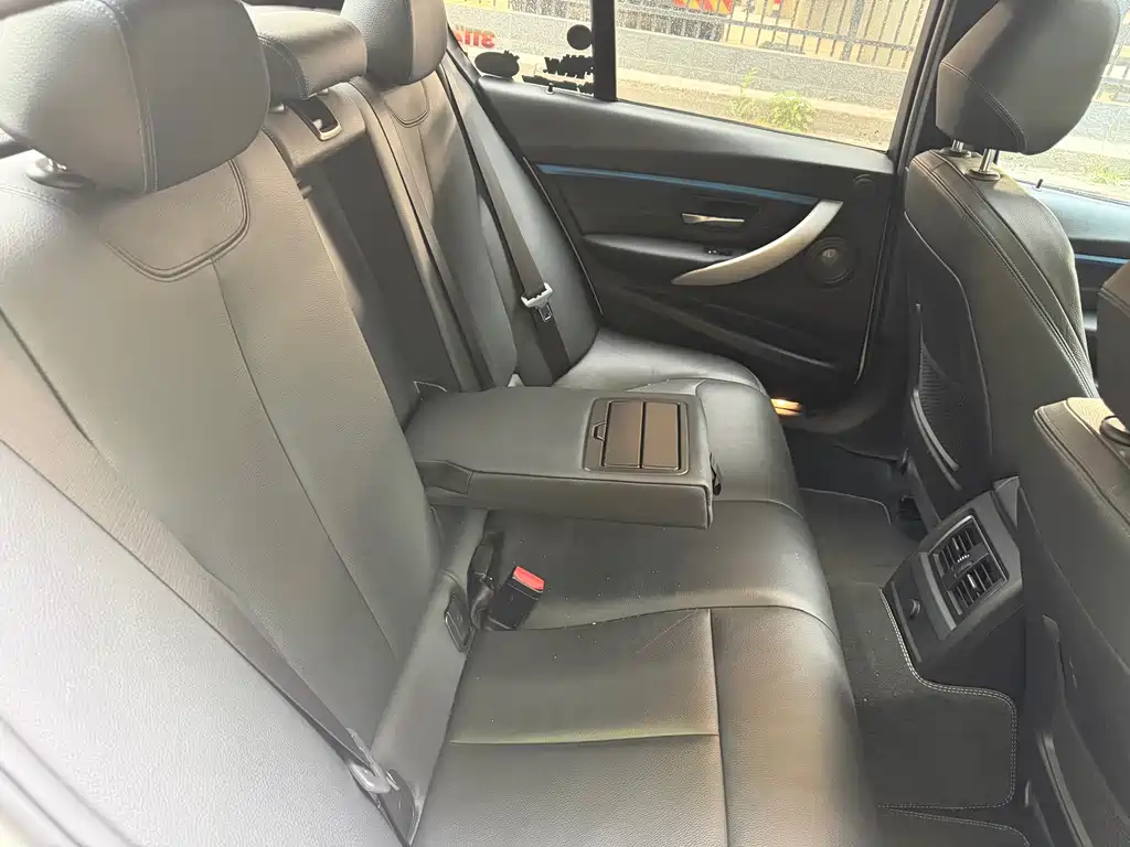 BMW 3 Series 2019 320i M Sport Package