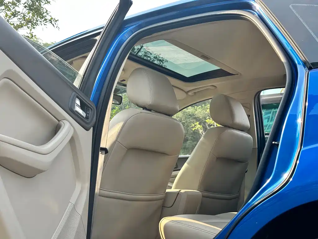 Ford Focus 2013 Hatchback Classic 1.8L Automatic Fashion Edition