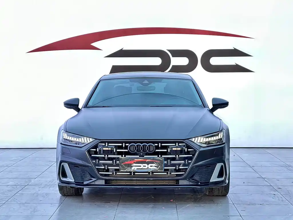 Audi A7L 2024 45 TFSI Luxury