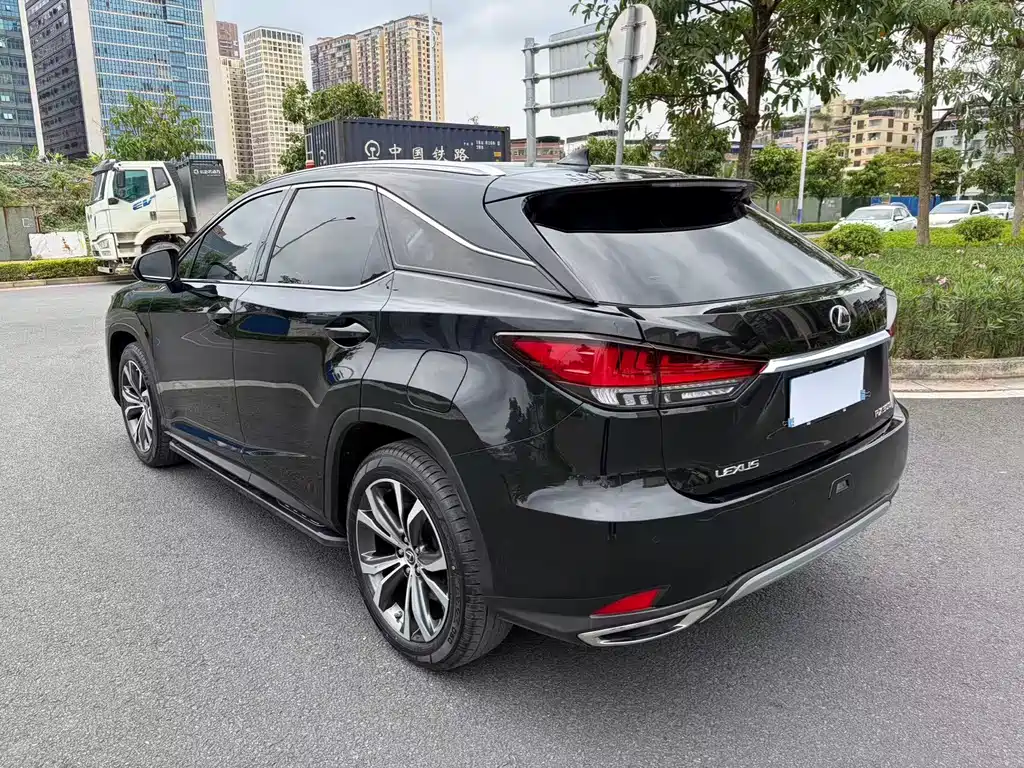 Lexus RX 2020 Facelift 300 AWD Elegant Edition
