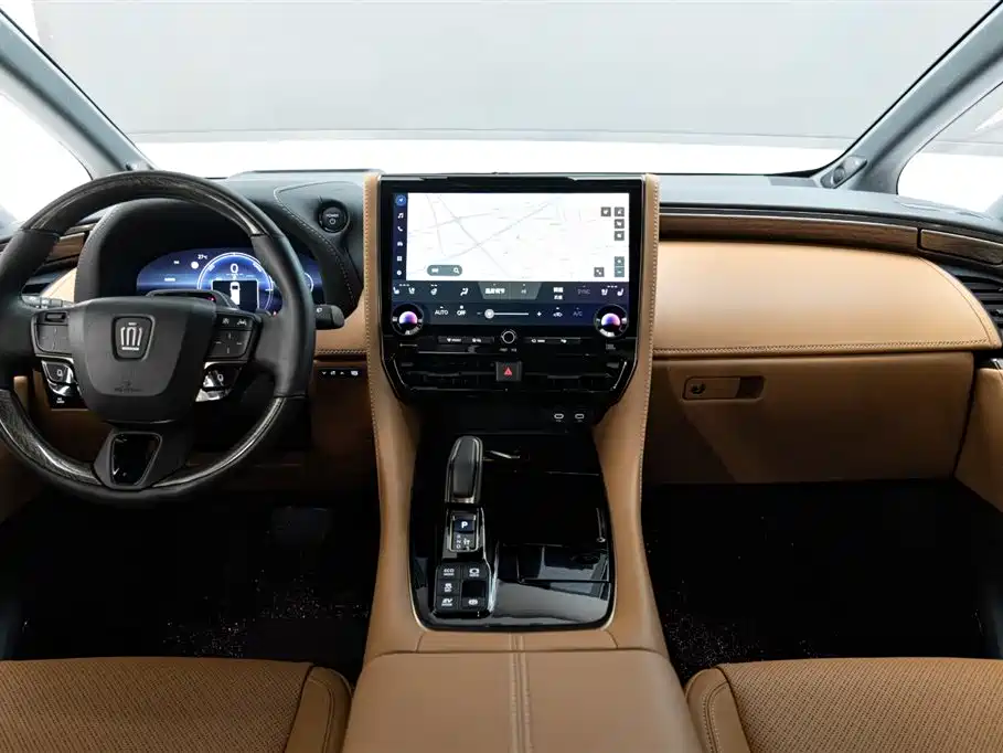 2024 Toyota Vellfire Crown Hybrid 2.5L Supreme Executive Edition
