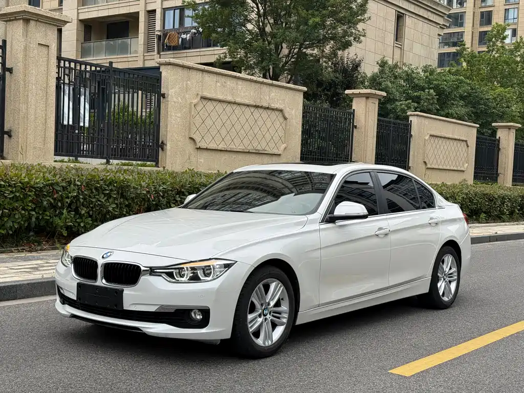 BMW 3 Series 2017 model 320Li Fashion