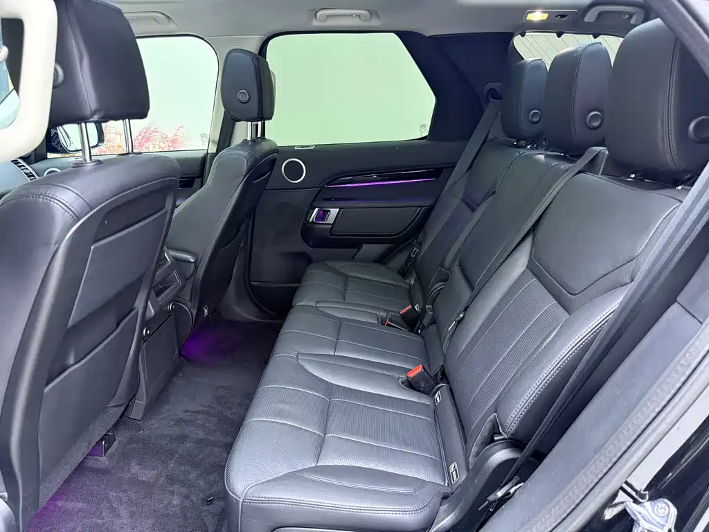 Land Rover Discovery 2019 2.0T SE