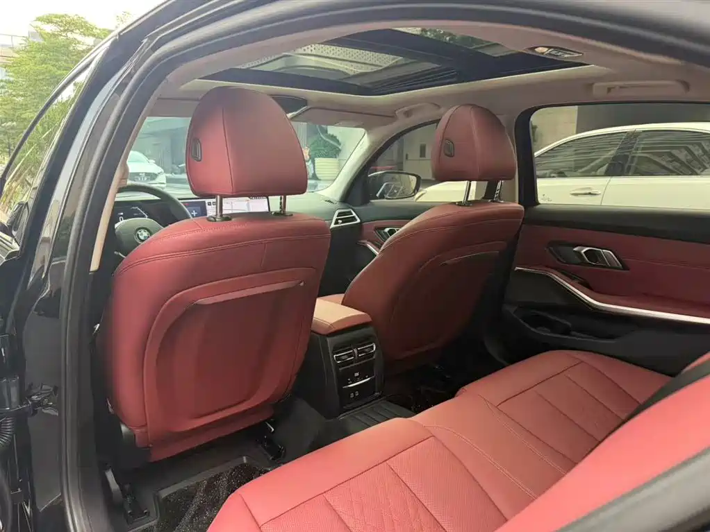 BMW 3 Series 2025 325Li M Sport Package