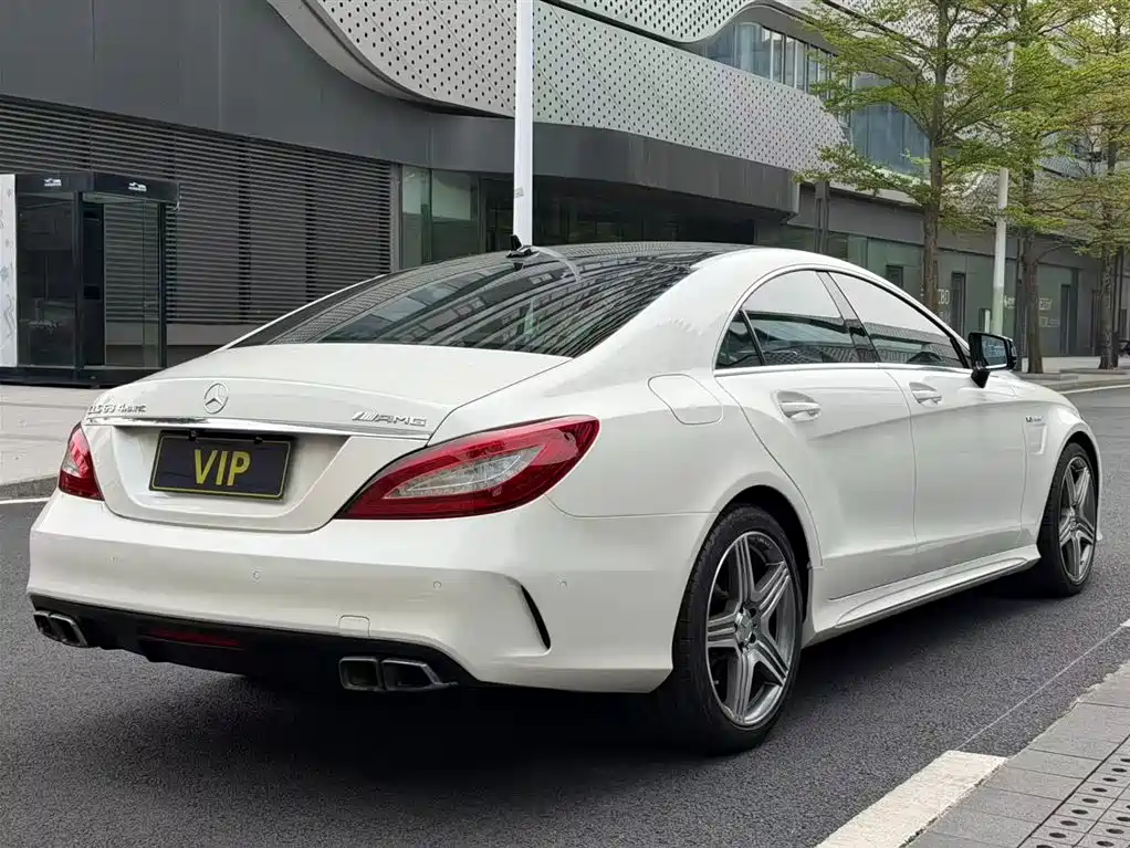 Mercedes-Benz CLS 63 AMG 4MATIC