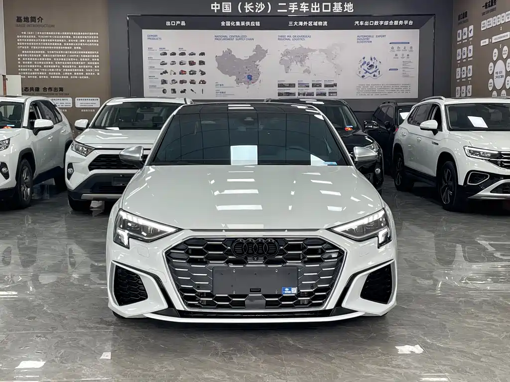 Audi A3L Limousine 2023 35 TFSI Fashion Sport