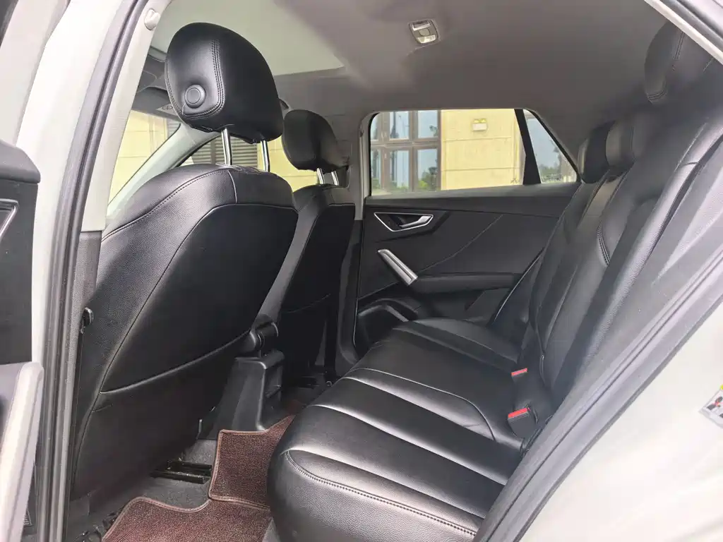 Audi Q2L 2021 35 TFSI Entry Dynamic Edition