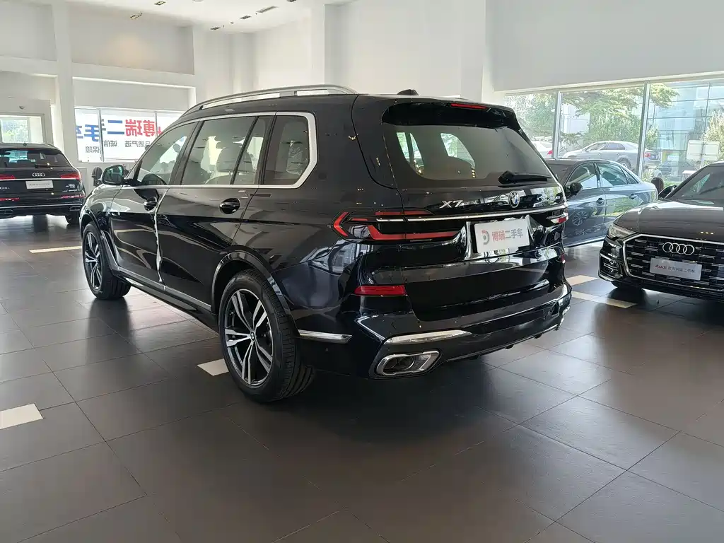BMW X7 2024 xDrive40i Premium M Sport Package