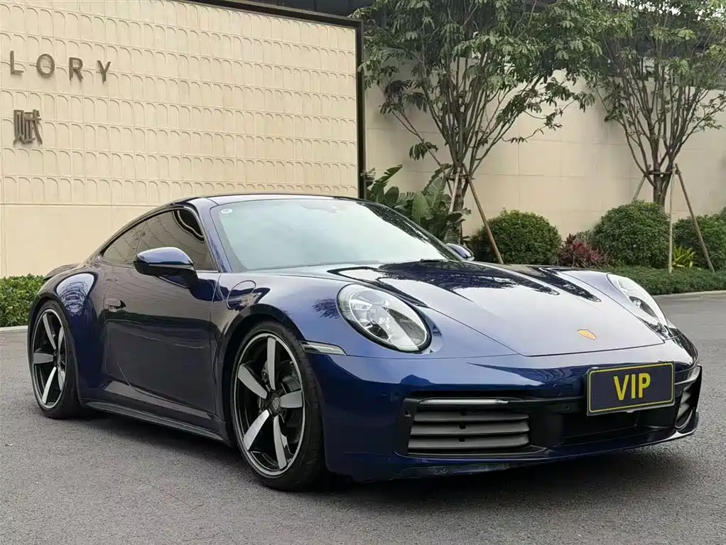 Porsche 911 2023 Carrera 3.0T