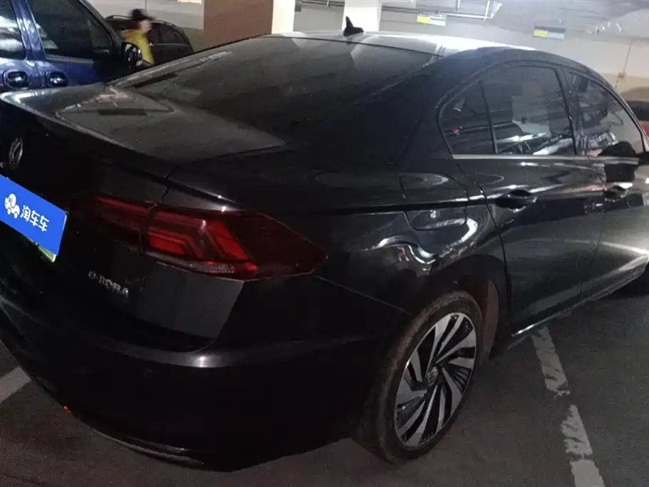 Bora EV 2020 Shang Pro