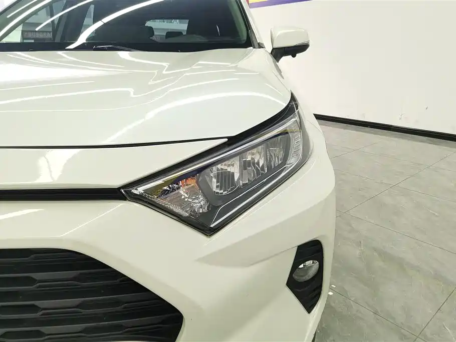 RAV4 2020 2.0L CVT 2WD Urban Edition