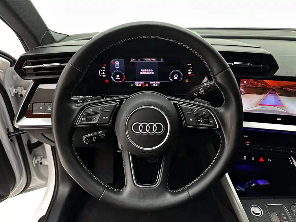 Audi A3L Limousine 2023 Facelift 35 TFSI Fashion Sport