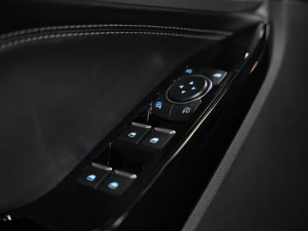 Ford Explorer 2020 EcoBoost 285 AWD Fashion Edition 6-Seater