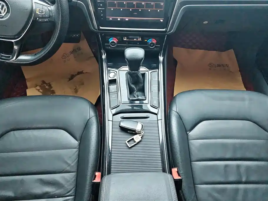 Volkswagen Phideon 2018 Facelift 380TSI FWD Business Edition
