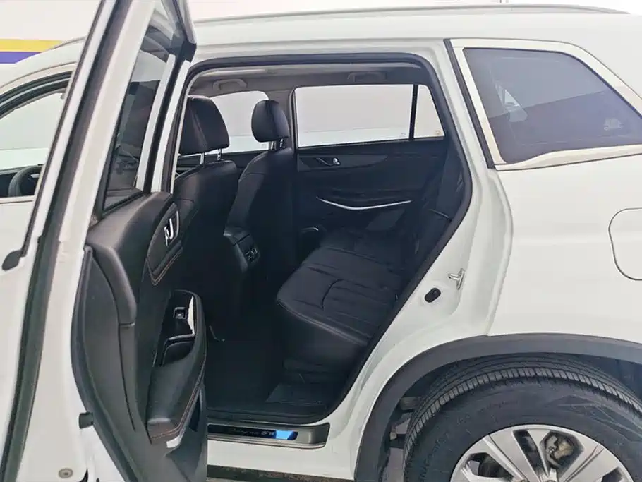 Changan CS75 2021 Honor Million Edition 280T DCT Luxury