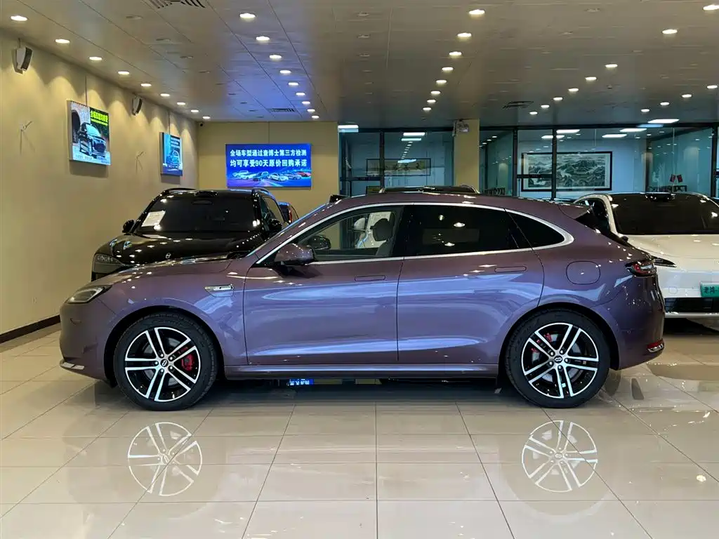 AITO M5 2025 EREV Ultra AWD