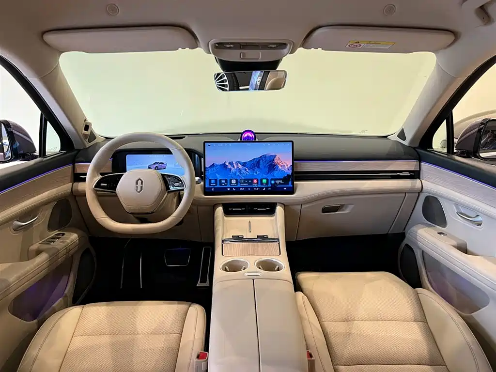AITO M5 2025 EREV Ultra AWD