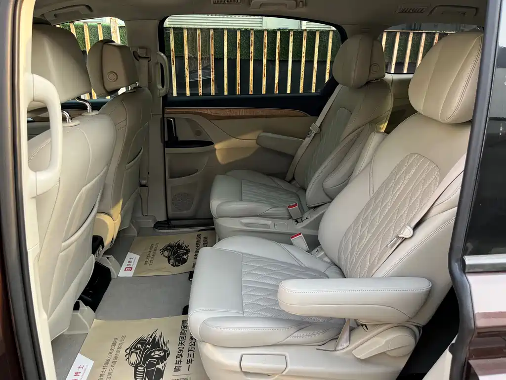 Buick GL8 2017 ES 28T Comfort Edition China V