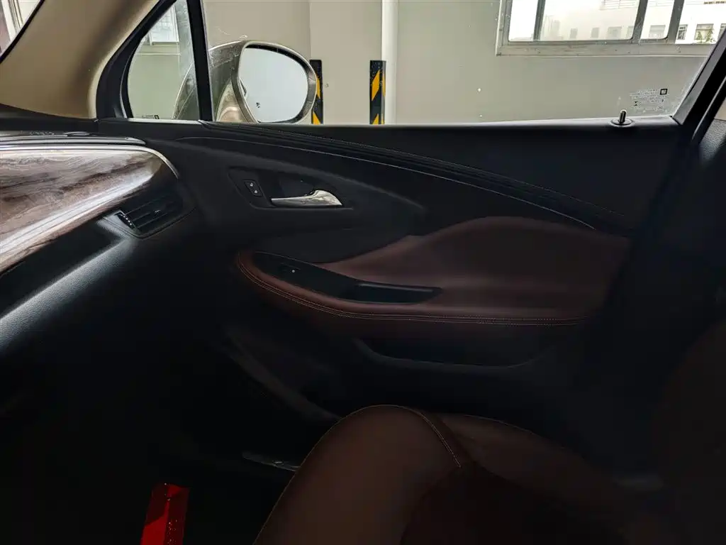 Buick Envision Plus 2017 20T FWD Luxury