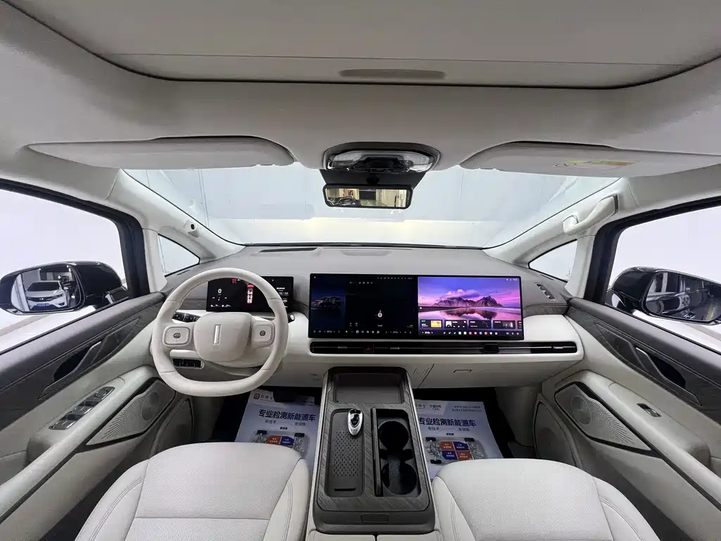 WEY Gaoshan 2025 AWD Gaoshan 9