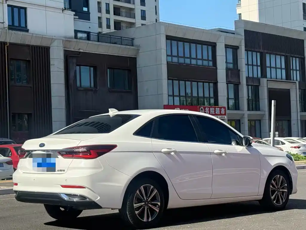 Ford Escort 2021 1.5L Automatic Diamond Edition