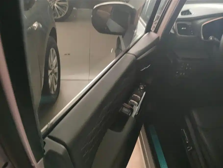 Honda Elysion 2024 2.0L e:HEV Luxury Edition