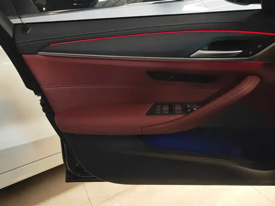 BMW 5 Series 2021 Facelift 530Li Leading Edition M Sport Package - фото 7