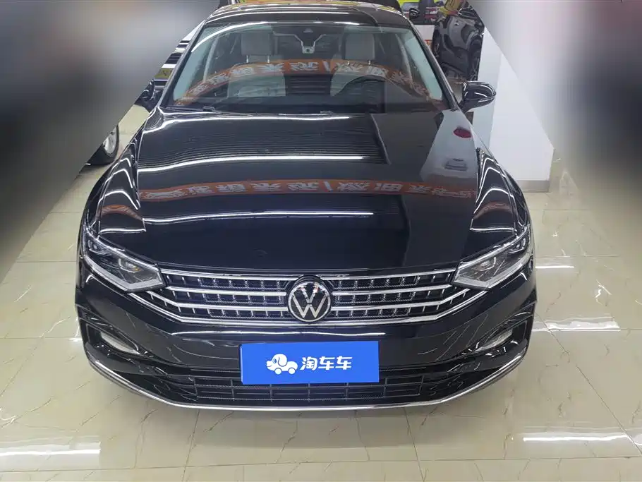 Magotan 2023 2 Million Units Commemorative Edition 330TSI DSG Luxury