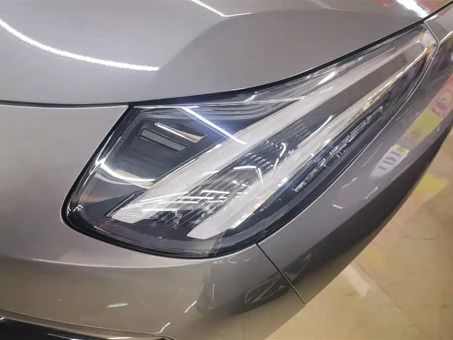 Lynk & Co 05 2022 2.0TD AWD Halo