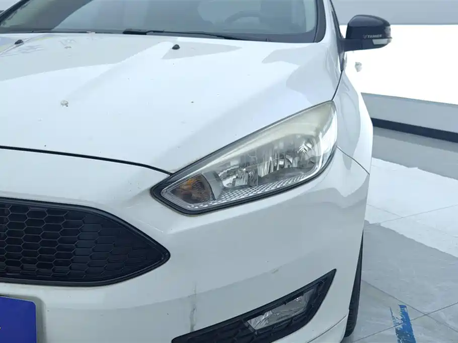 Ford Focus 2017 1.5T CTCC White and Black Limited Edition