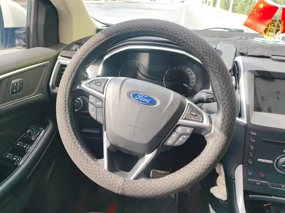 Edge 2016 EcoBoost 245 AWD Zunrui Edition 7-seat