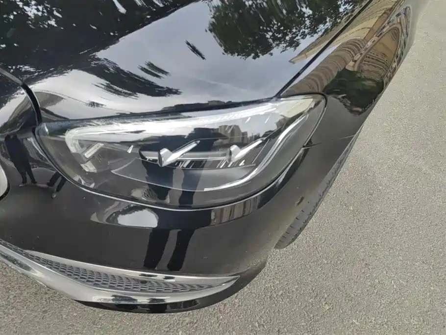 Mercedes-Benz E-Class 2022 Facelift II E 260 L