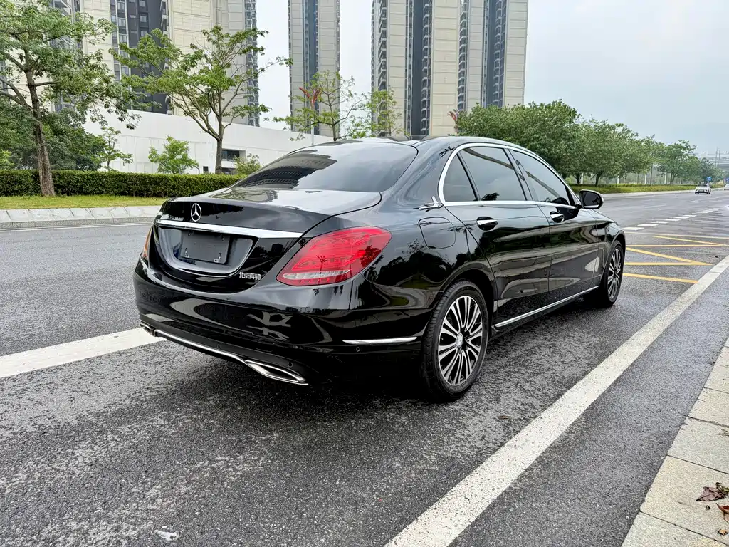 Mercedes-Benz C-Class 2015 Facelift C 200 L