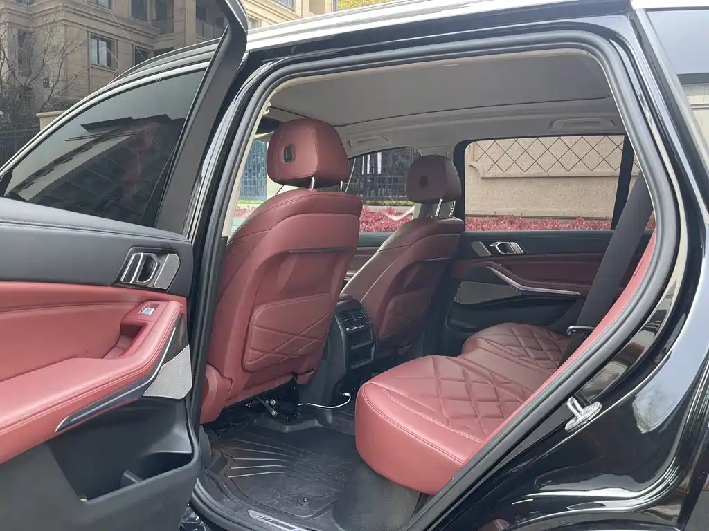 BMW X5 2022 xDrive30Li Premium M Sport Package - фото 11