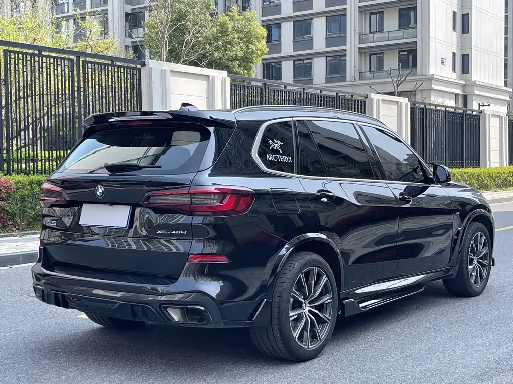 BMW X5 2022 xDrive30Li Premium M Sport Package - фото 7
