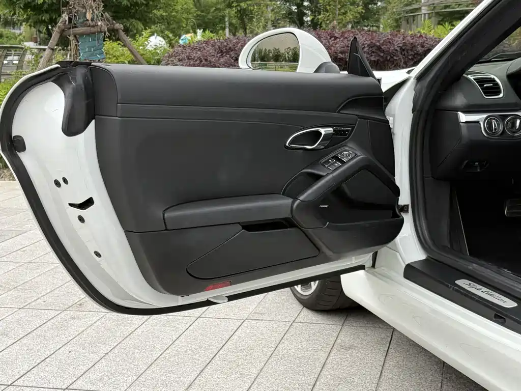 2015 Porsche Boxster Style Edition 2.7L