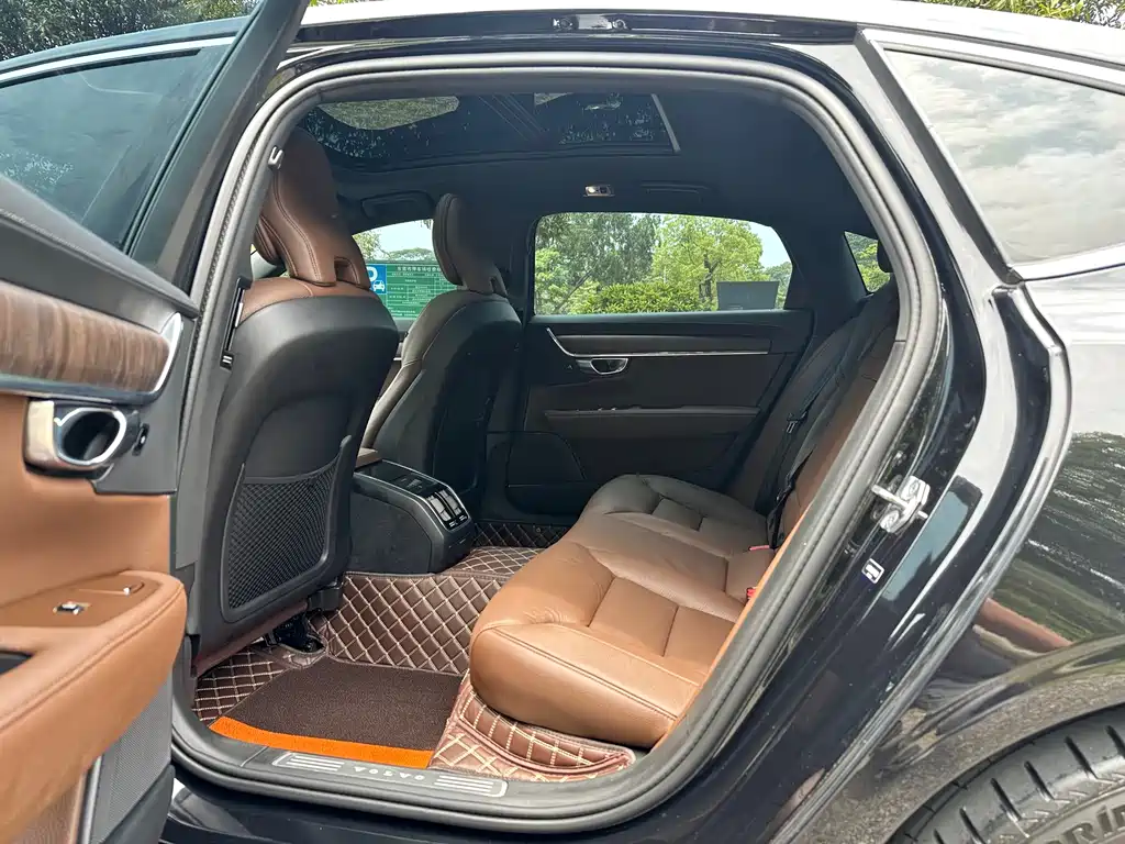 Volvo S90 2021 B5 Inscription