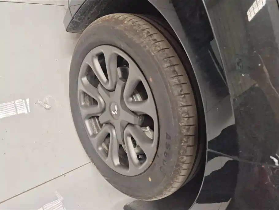 Wuling Starlight 2025 70km Intelligent Standard Edition