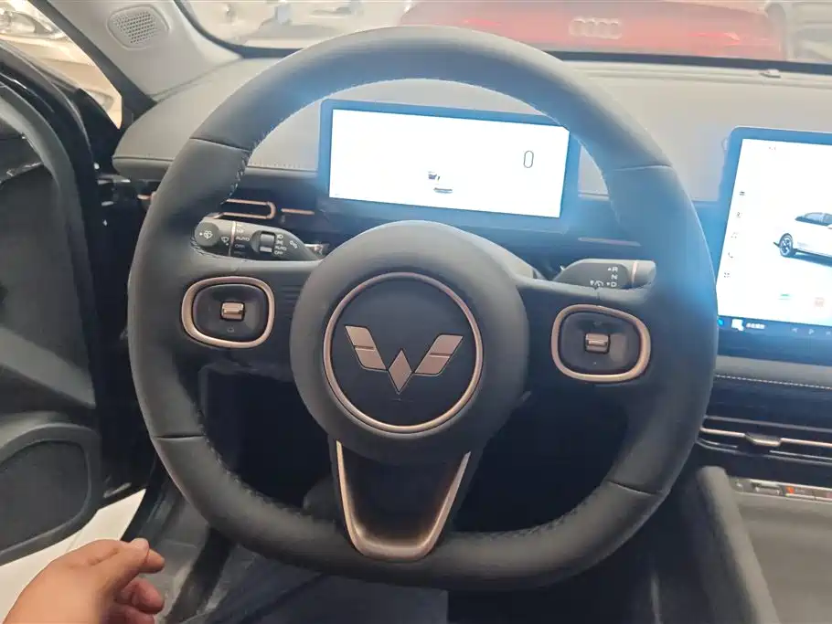 Wuling Starlight 2025 70km Intelligent Standard Edition